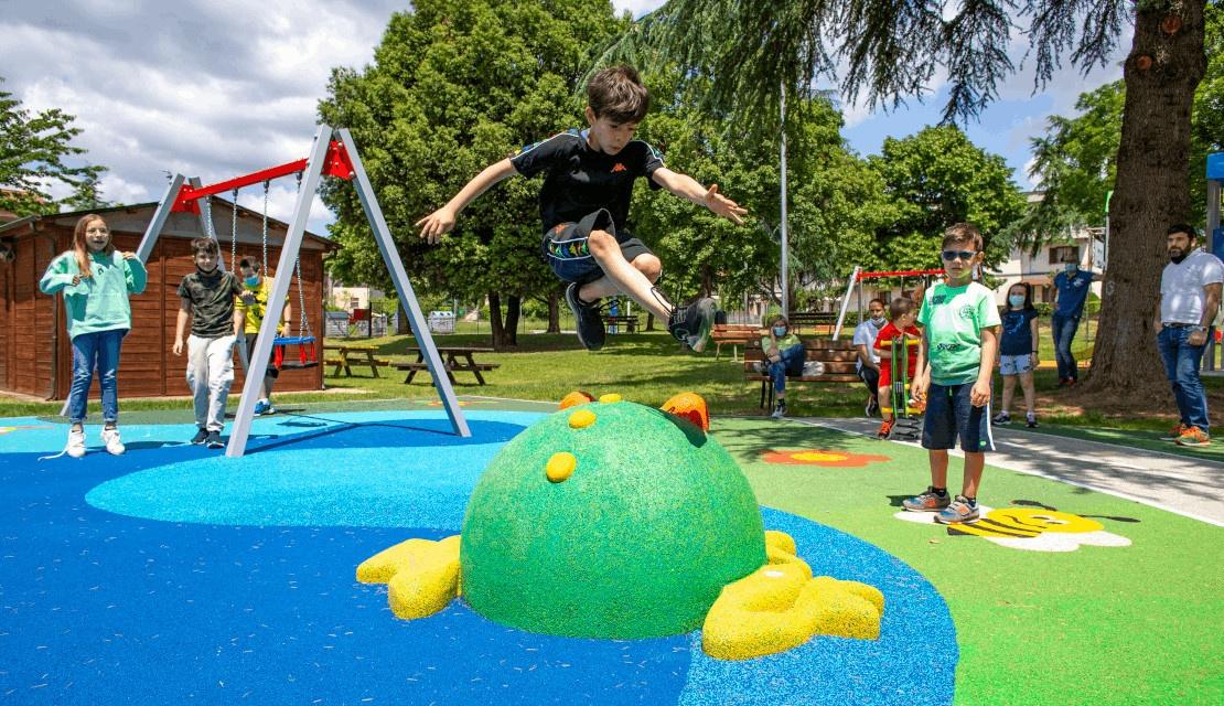 Giochi Vinci Play in materiale riciclato per un futuro sostenibile